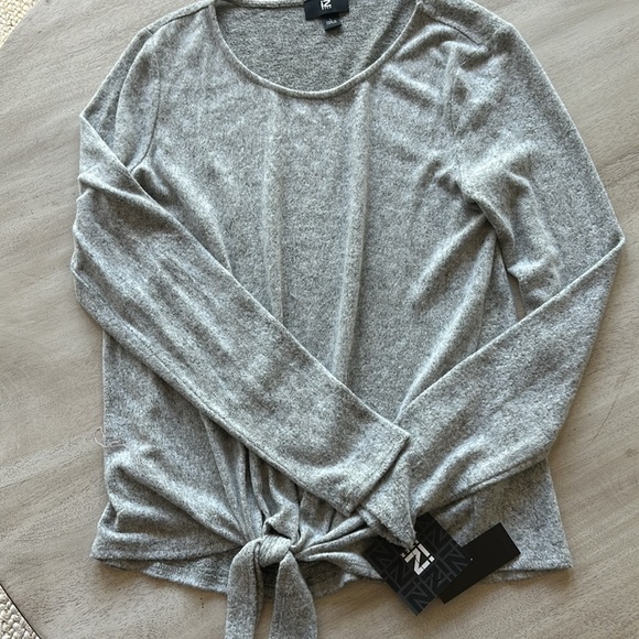 IZ BYER Sweater New - Picture 11 of 13